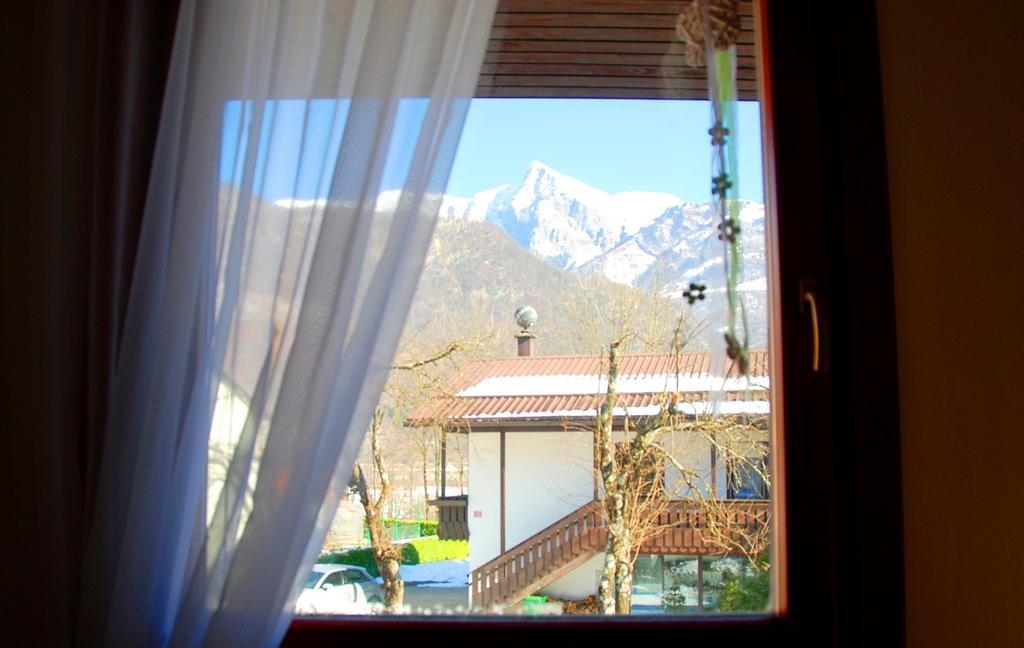 Budget Homestay Kobarid Pokoj fotografie